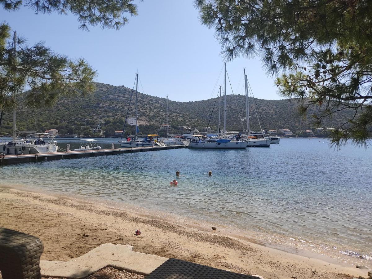 Apartman Portorus Lastovo Экстерьер фото